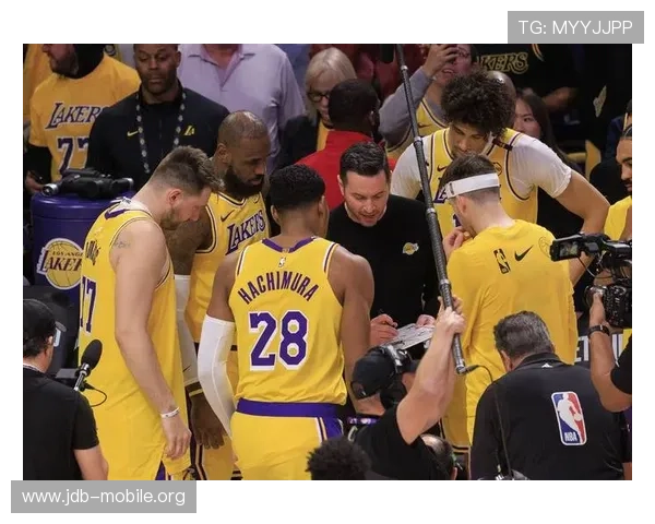 湖人球星回应场上争议行为坦言自己只是太想赢球渴望胜利心切